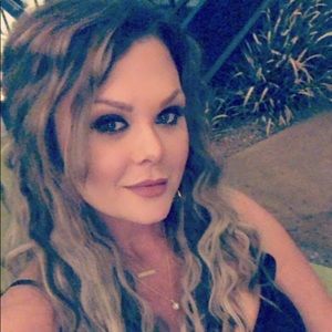 Meet your Posher, Marianne